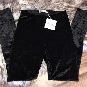 Black velvet leggings size M